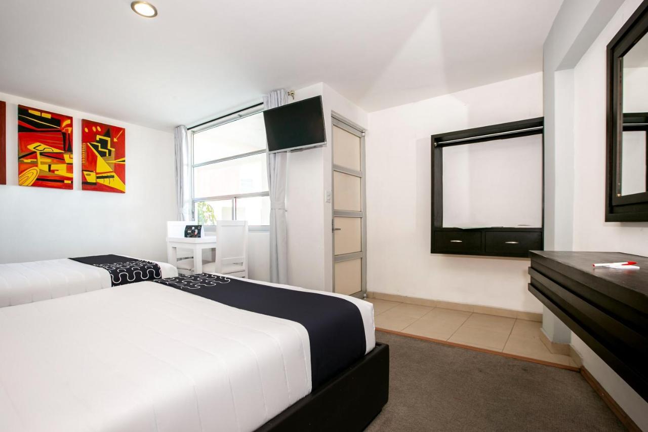 Hotel Euro Confort,Pachuca Zewnętrze zdjęcie